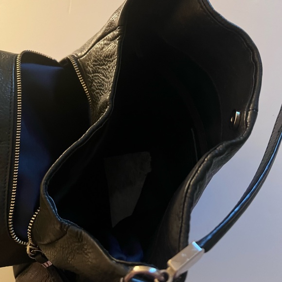 *REDUCED Coach Large Leather 3 compartment Black Purse - Picture 9 of 14